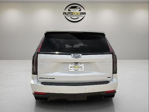 2023 Cadillac Escalade ESV Sport