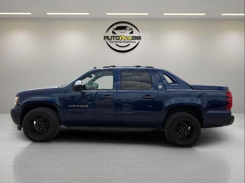 Blue Topaz Metallic 2013 Chevrolet Avalanche LT