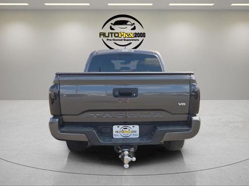 2018 Toyota Tacoma TRD Sport