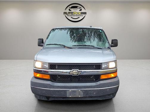 2017 Chevrolet Express 3500 LT