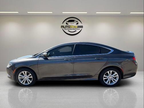 Granite Crystal Metallic Clearcoat 2015 Chrysler 200 Limited