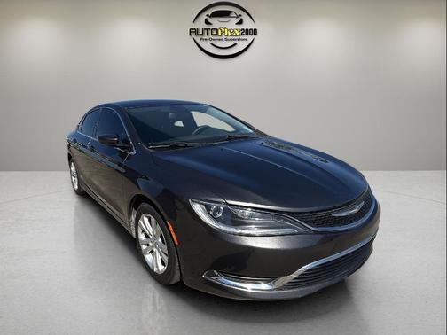 Granite Crystal Metallic Clearcoat 2015 Chrysler 200 Limited