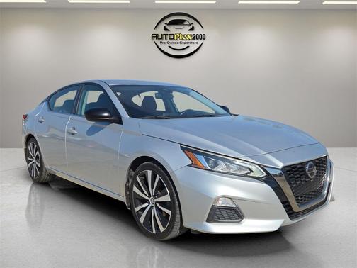 2020 Nissan Altima SR FWD