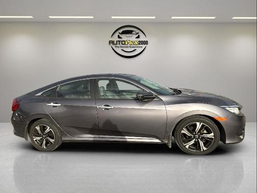 2017 Honda Civic Touring