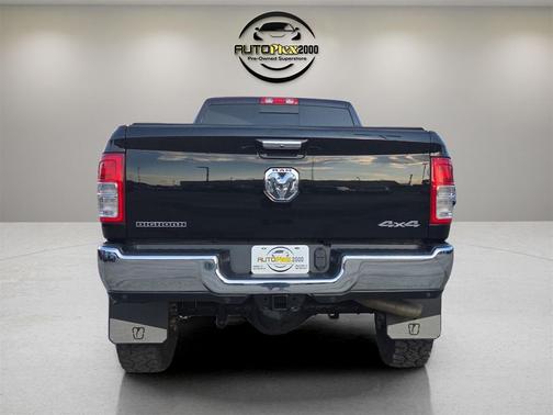 2019 RAM 3500 Big Horn Crew Cab 4x4 8' Box