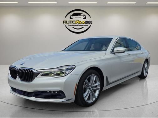 2017 BMW 750 I