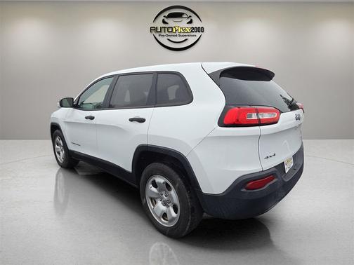 2016 Jeep Cherokee Sport