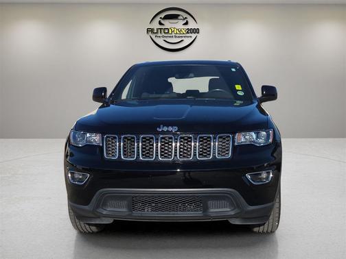 2019 Jeep Grand Cherokee Laredo