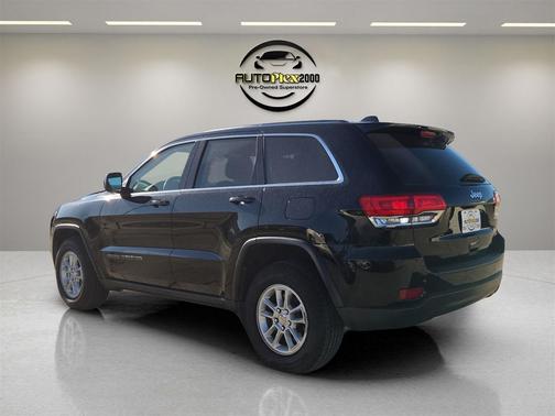 2019 Jeep Grand Cherokee Laredo