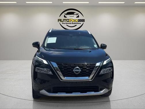 Super Black 2023 Nissan Rogue Platinum