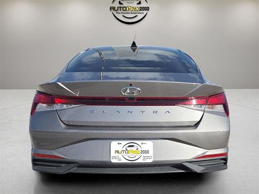 2021 Hyundai ELANTRA SEL