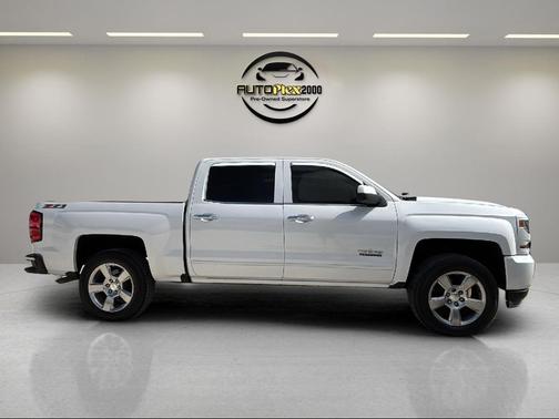 2017 Chevrolet Silverado 1500 2LT