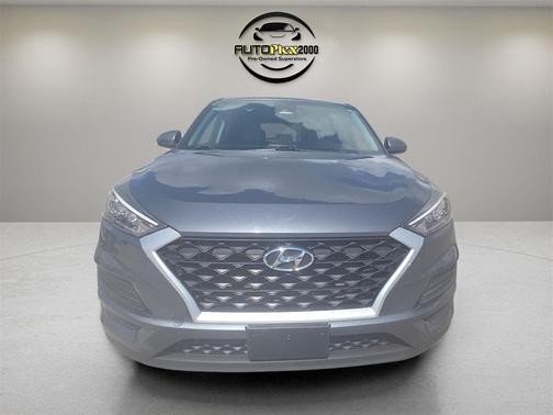 2021 Hyundai TUCSON SE