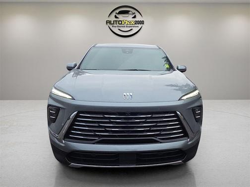 2025 Buick Enclave Preferred FWD