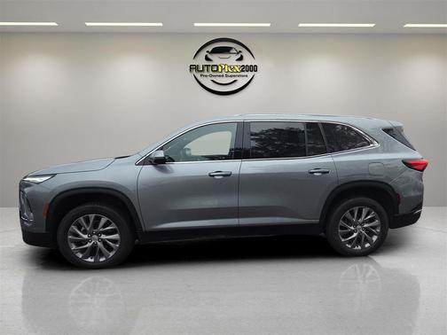 2025 Buick Enclave Preferred FWD