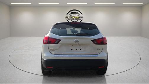 2018 Nissan Rogue Sport SV