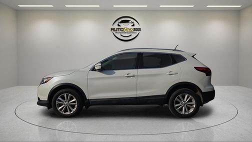 2018 Nissan Rogue Sport SV