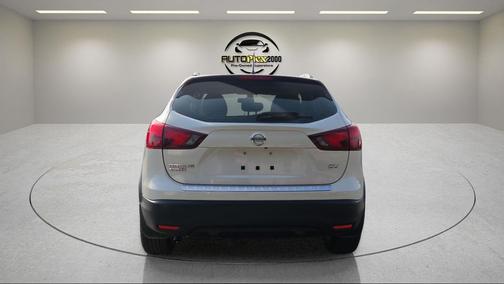 2018 Nissan Rogue Sport SV