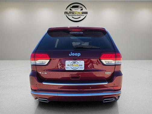 2018 Jeep Grand Cherokee Summit