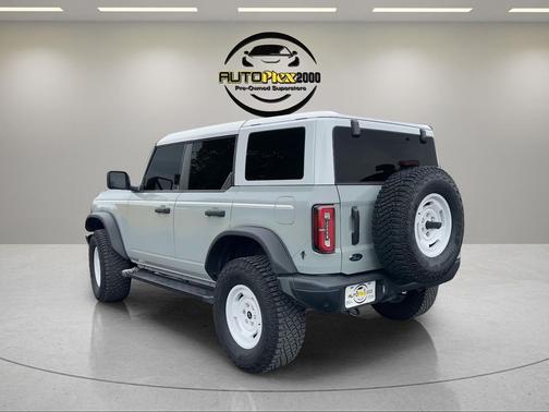Cactus Gray 2024 Ford Bronco Heritage Edition