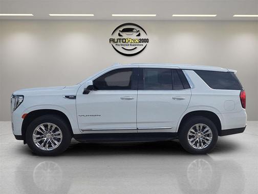 2023 GMC Yukon SLT
