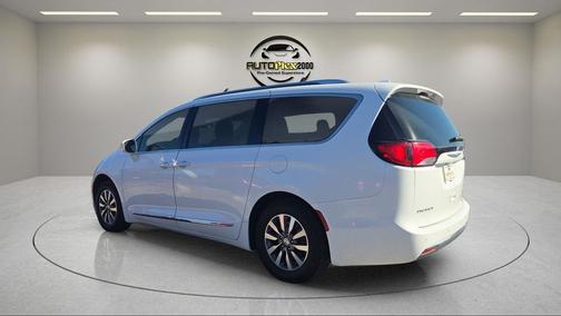 2020 Chrysler Pacifica Touring-L Plus