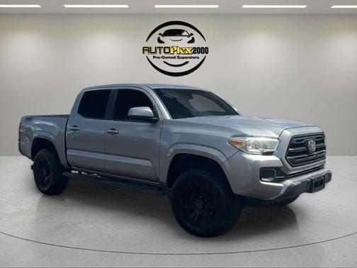 Silver Sky Metallic 2018 Toyota Tacoma SR