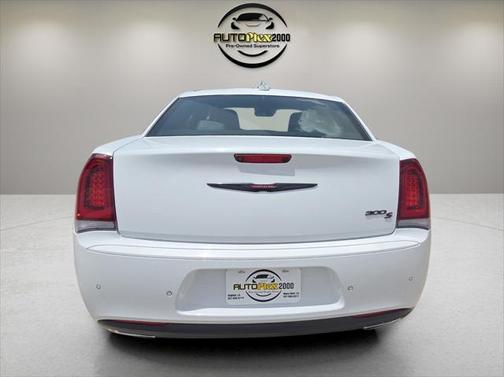 2021 Chrysler 300 S