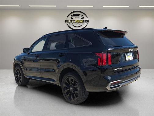 2023 Kia Sorento SX