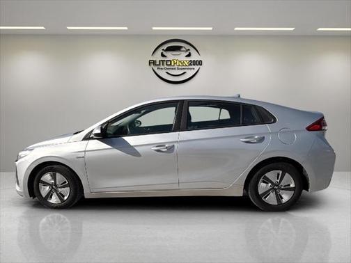 2018 Hyundai IONIQ Hybrid Blue