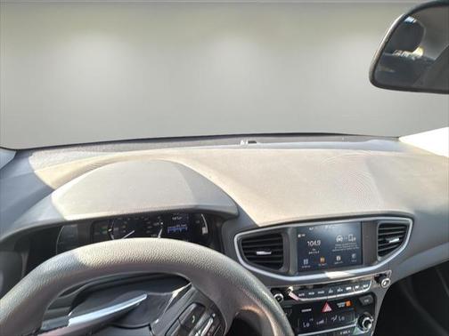 2018 Hyundai IONIQ Hybrid Blue