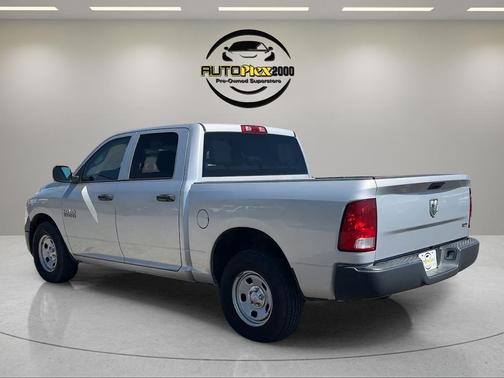 Bright Silver Metallic Clearcoat 2017 RAM 1500 Tradesman