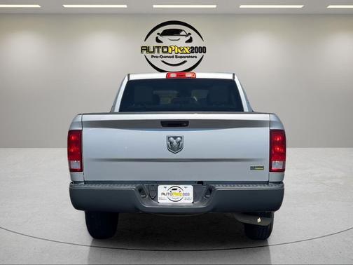 Bright Silver Metallic Clearcoat 2017 RAM 1500 Tradesman