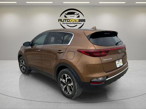 Burnished Copper 2021 Kia Sportage LX