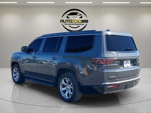 Baltic Gray Metallic Clearcoat 2022 Jeep Wagoneer Series II 4x4