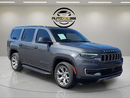 Baltic Gray Metallic Clearcoat 2022 Jeep Wagoneer Series II 4x4