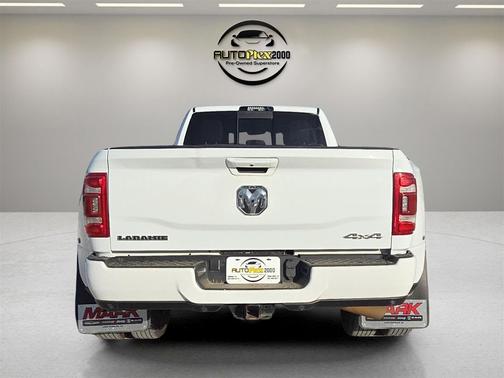 2023 RAM 3500 Laramie Crew Cab 4x4 8' Box
