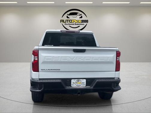 Summit White 2024 Chevrolet Silverado 1500 WT