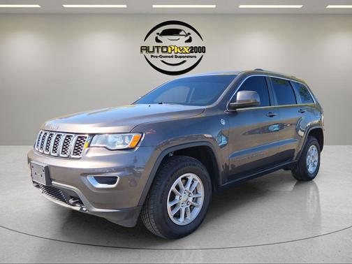 2020 Jeep Grand Cherokee Laredo