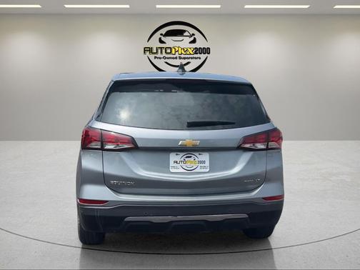 Sterling Gray Metallic 2023 Chevrolet Equinox 1LT