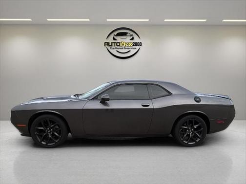 2022 Dodge Challenger SXT