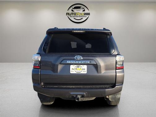 2022 Toyota 4Runner SR5