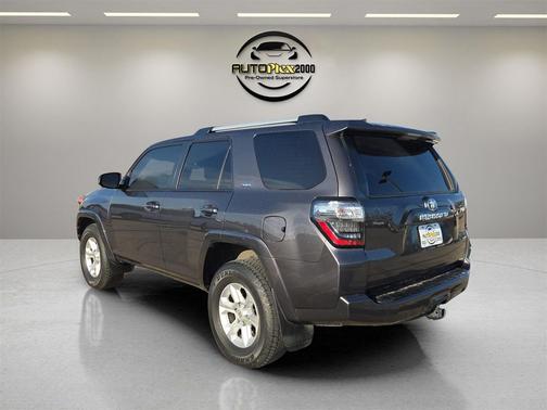 2022 Toyota 4Runner SR5