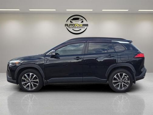 2022 Toyota Corolla Cross XLE