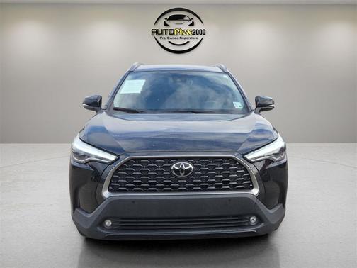 2022 Toyota Corolla Cross XLE
