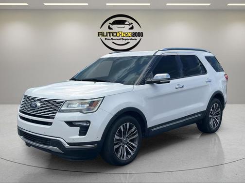 White Platinum Clearcoat Metallic 2018 Ford Explorer Platinum