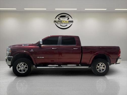 2020 RAM 2500 Laramie Crew Cab 4X4 6'4' Box