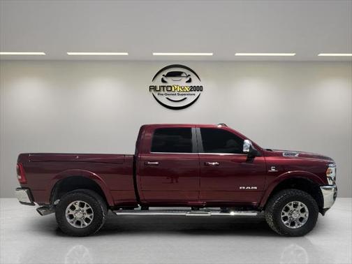 2020 RAM 2500 Laramie Crew Cab 4X4 6'4' Box