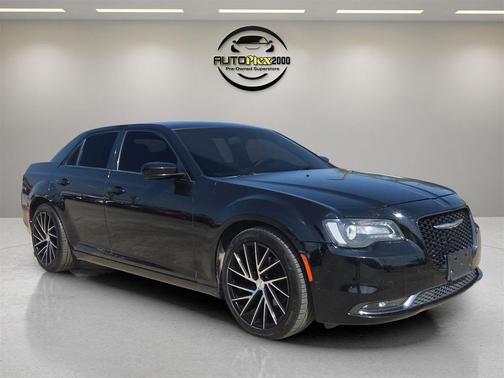 2018 Chrysler 300 S
