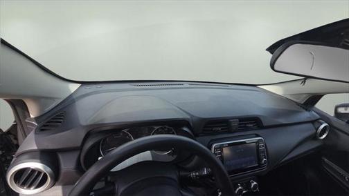 2022 Nissan Versa 1.6 S
